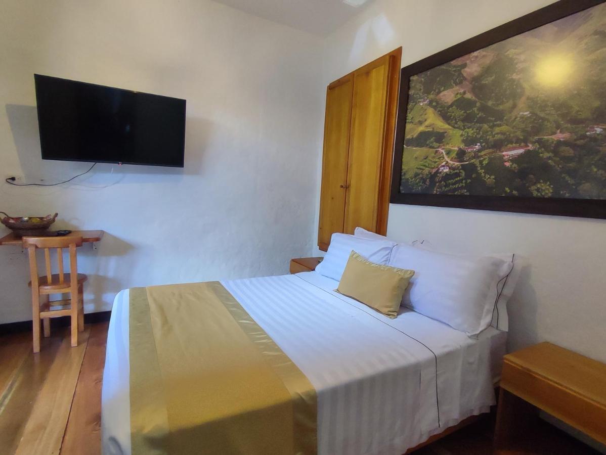 Hotel Boutique La Leyenda 1860 Salamina Exteriör bild