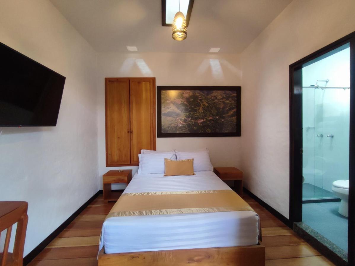 Hotel Boutique La Leyenda 1860 Salamina Exteriör bild